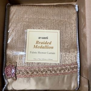 72x72 Shower Curtain - Avanti Gold